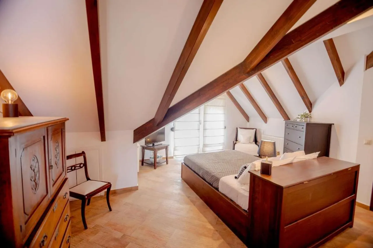 Ten Suns Residence ليكسوري